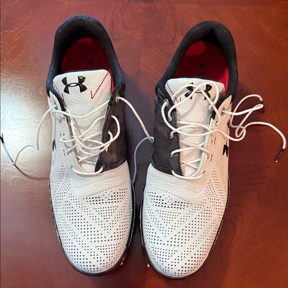 Under Armour White and Black Golf Shoes